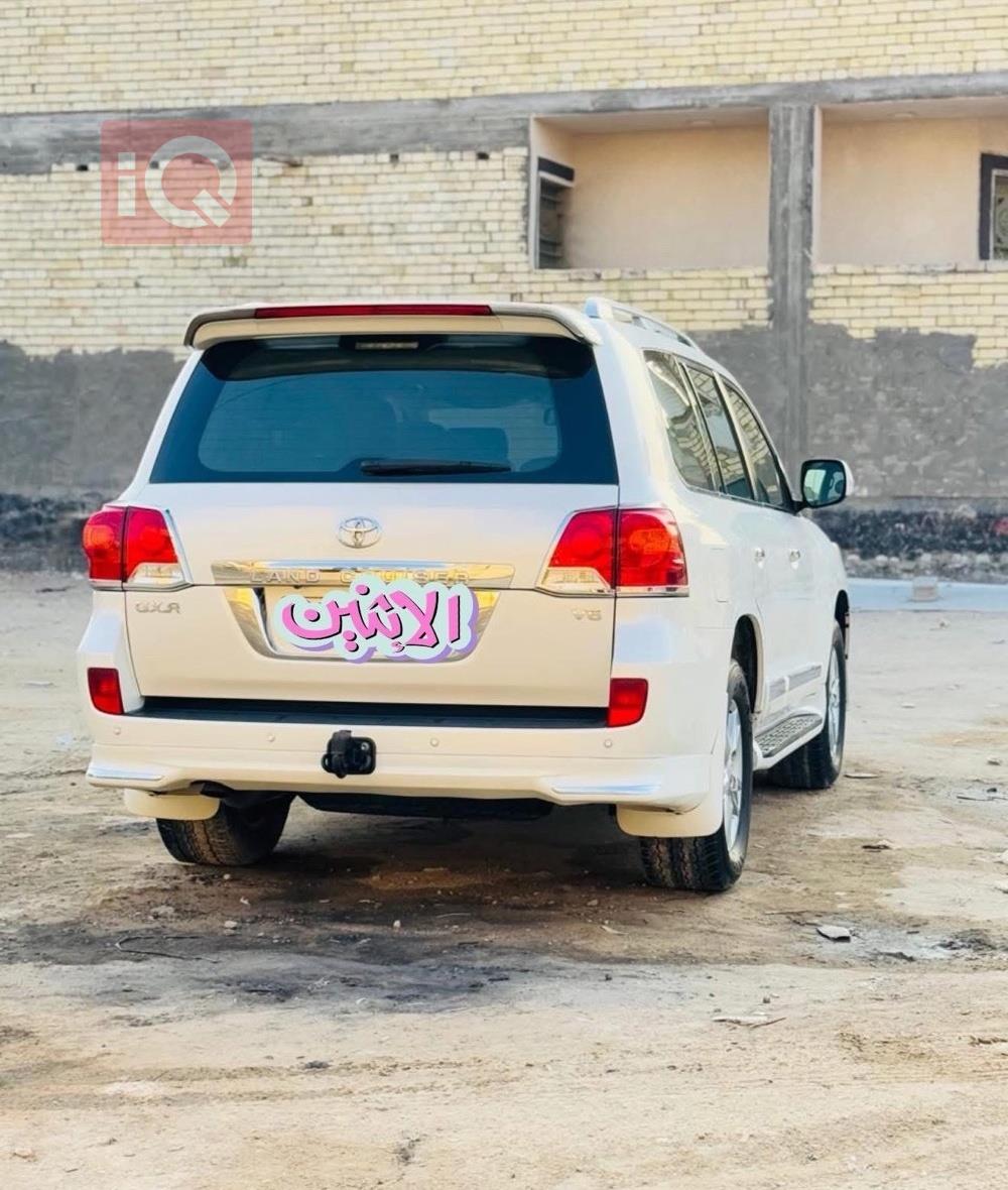 تويوتا لاندكروزر